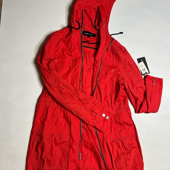 Red Jacket - Picture 8 of 9